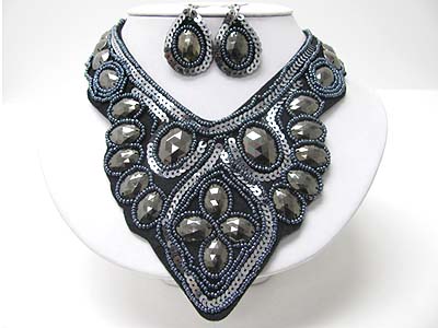 FACET ACRYL AND SEQUIN DECO CHIFFON RIBBON BACK BIB STYLE NECKLACE EARRING SET