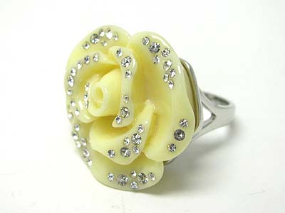 Crystal stud jade look acryl flower adjustable ring