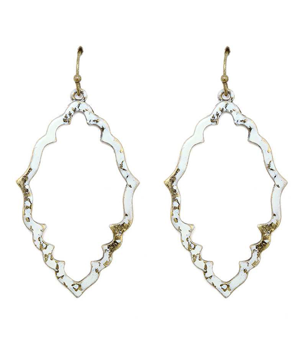VINTAGE PAINT METAL EARRING