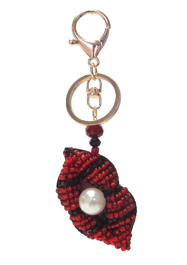 Multi seed bead and pearl key chain - lips -valentine
