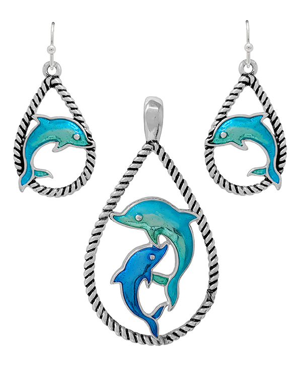 SEALIFE THEME ROPE TEXTURED TEARDROP PENDANT AND EARRING SET - DOLPHIN