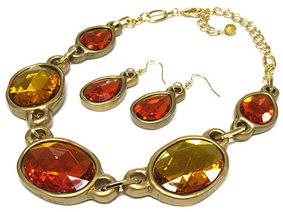 Antique style large epoxy stone necklace set 