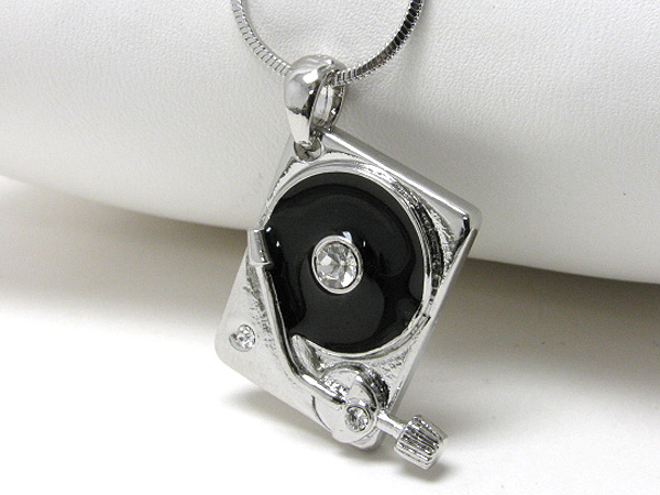 Made in korea whitegold plating crystal stud music turn table pendant necklace
