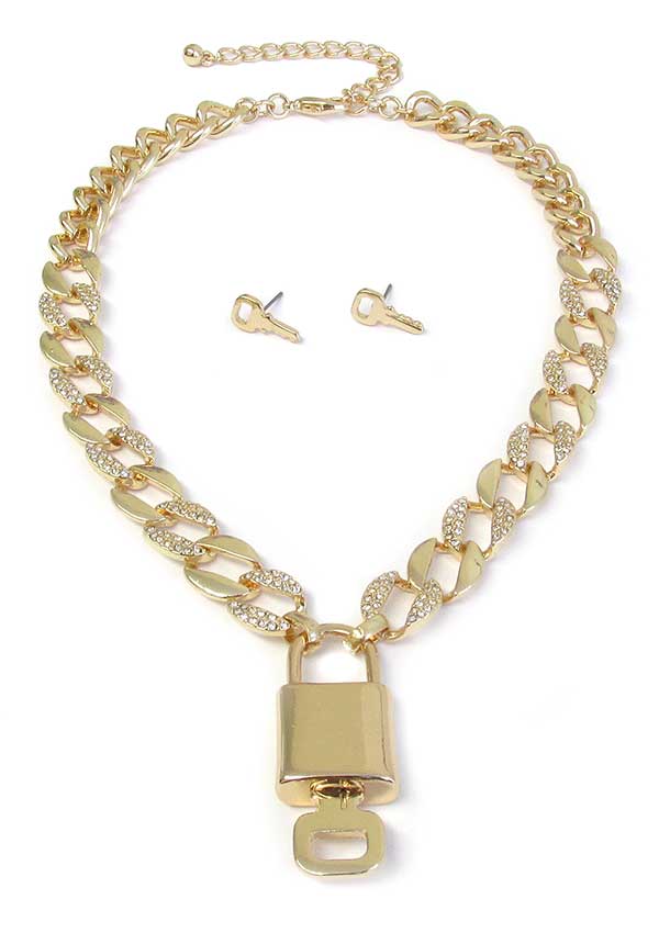 LOCK AND KEY PENDANT AND CHUNKY CUBAN CHAIN NECKLACE SET