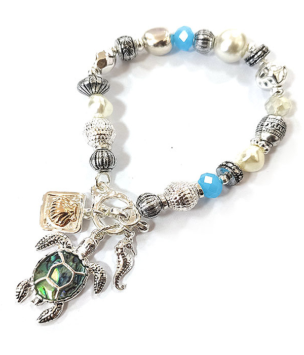 SEALIFE THEME MIXED BEAD AND ABALONE PENDANT TOGGLE BRACELET - TURTLE