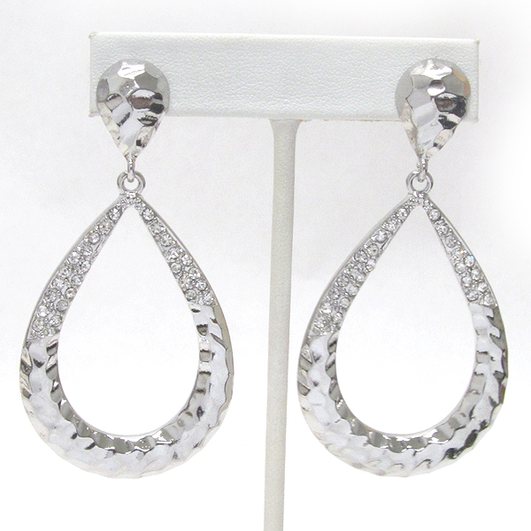 Crystal deco hammered teardrop earring