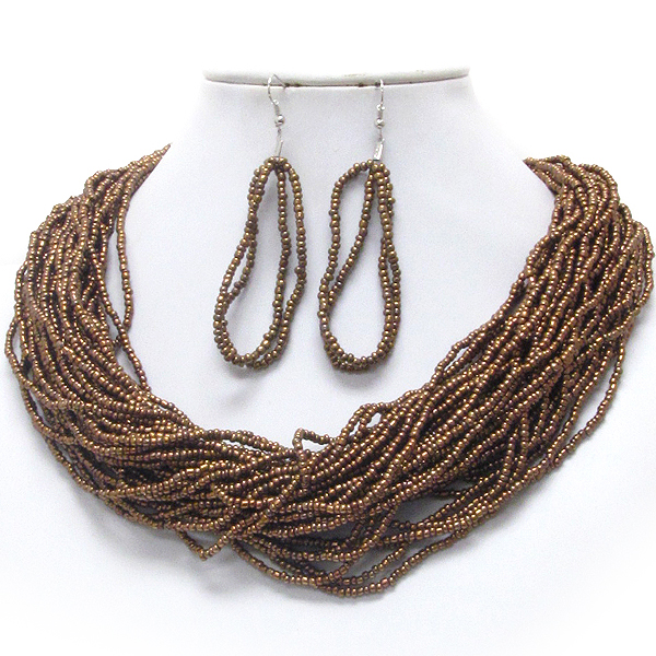 Multi chip stone and layered necklace earring set