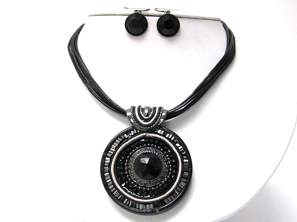 Antique style crystal stud metal art round medallion necklace earring set