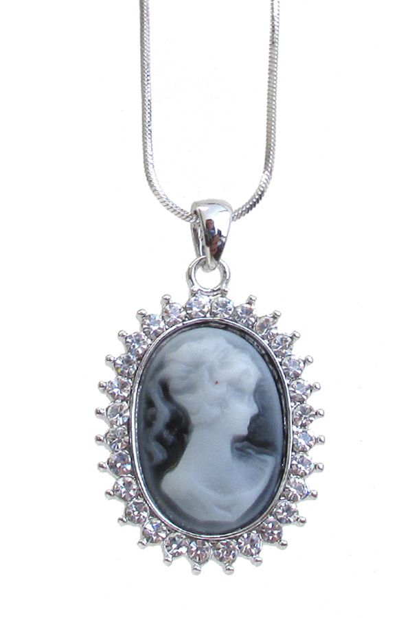 WHITEGOLD PLATING CRYSTAL FRAME CAMEO PENDANT NECKLACE