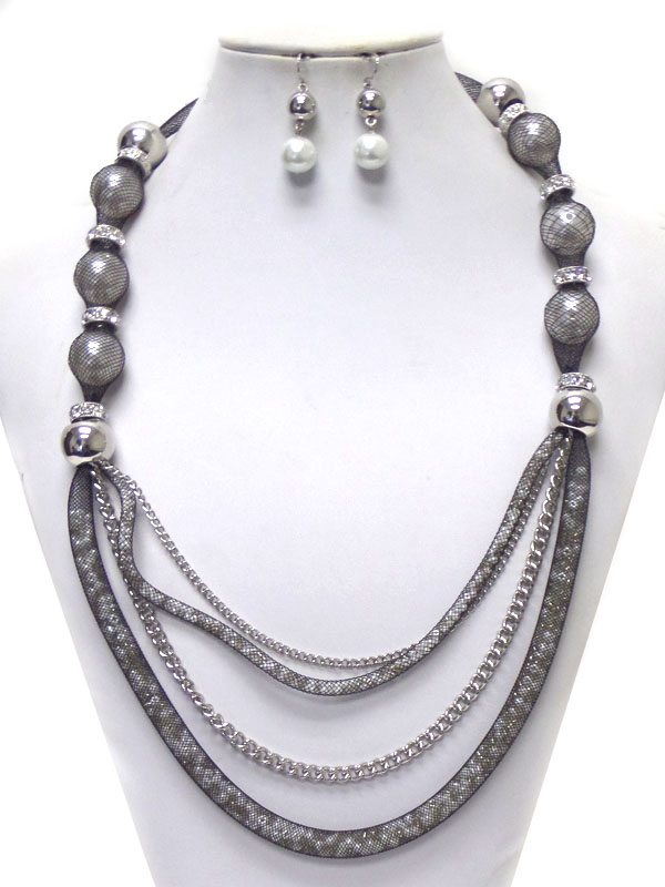Seed bead and metal ball in metal mesh chain necklace earring set