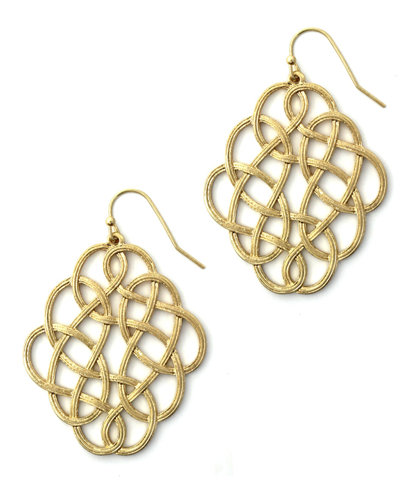 Metal twist earring