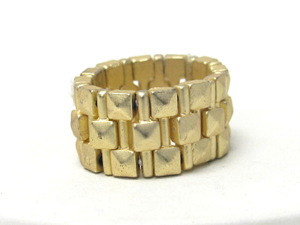 Mini spike bar link stretch ring