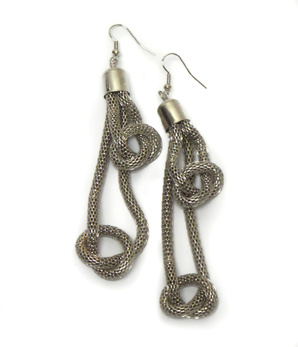 Twist metal fish hook earrings 
