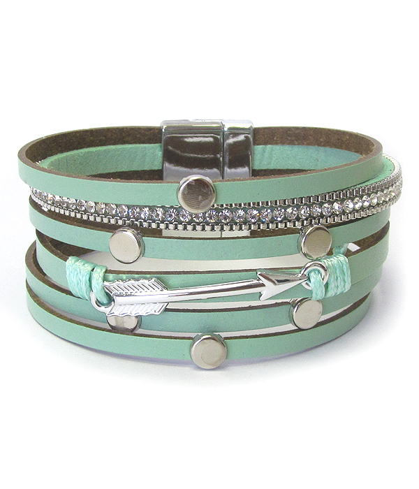 Multi leather layer magnetic bracelet - arrow
