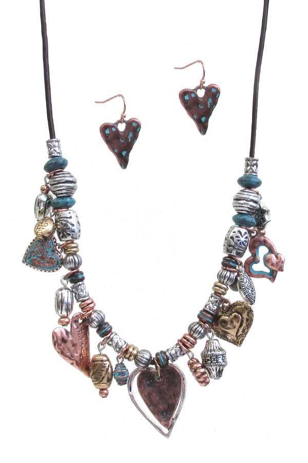 WESTERN THEME MULTI CHARM DANGLE NECKLACE SET - HEART