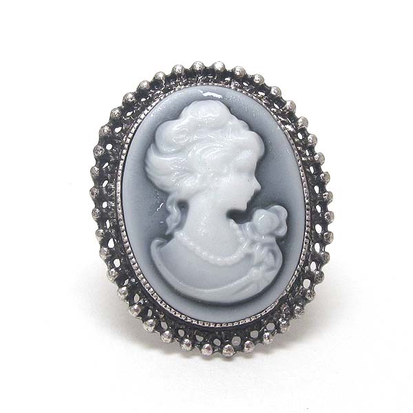 Cameo adjustable ring