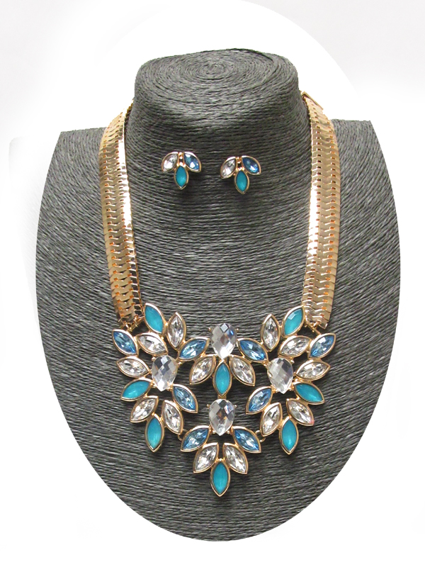 Spring statement mix flower and flat snake chain necklace set