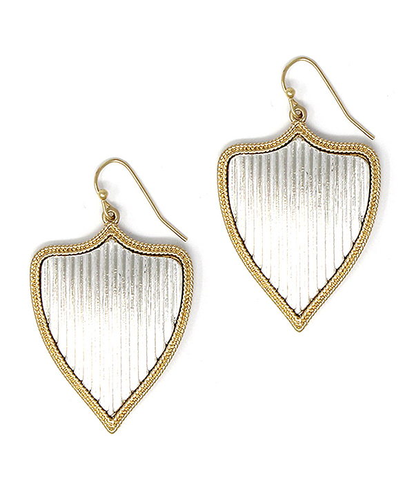 METAL SHIELD EARRING