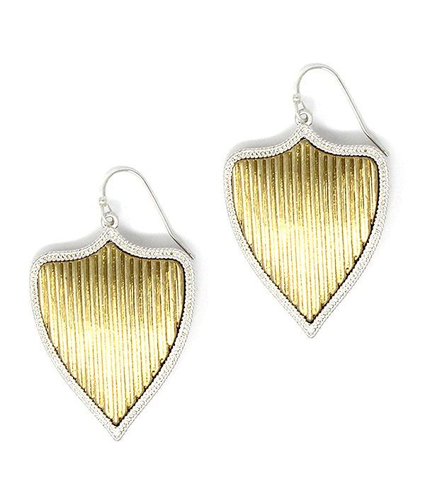 METAL SHIELD EARRING