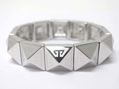 ENGRAVE METAL STUD LINK STRETCH BRACELET