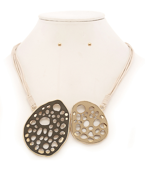 Leather filigree pendant necklace set