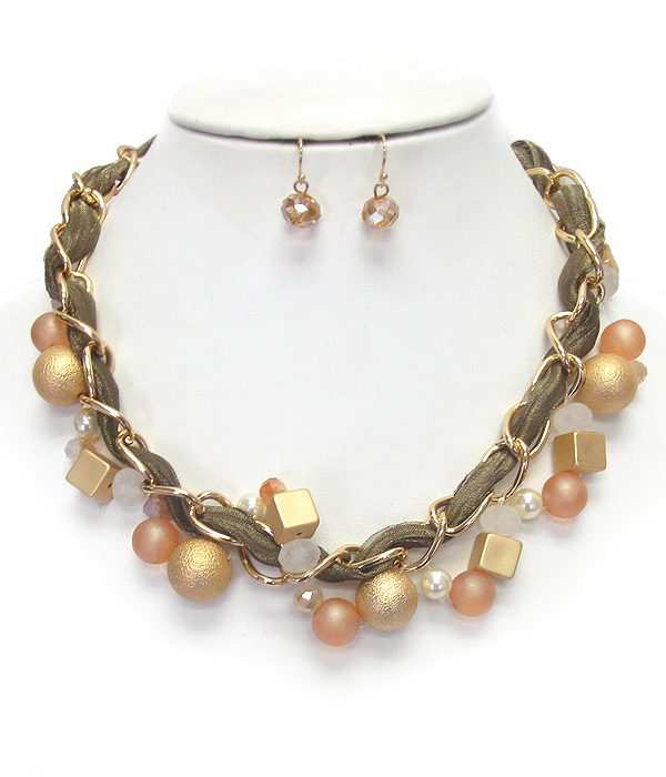 Multi bead and fabric chain necklace set
