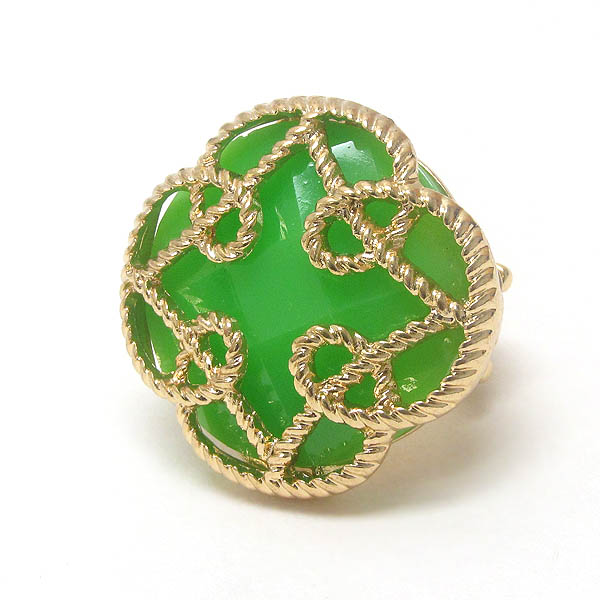 Metal filigree on acrylic stone stretch ring