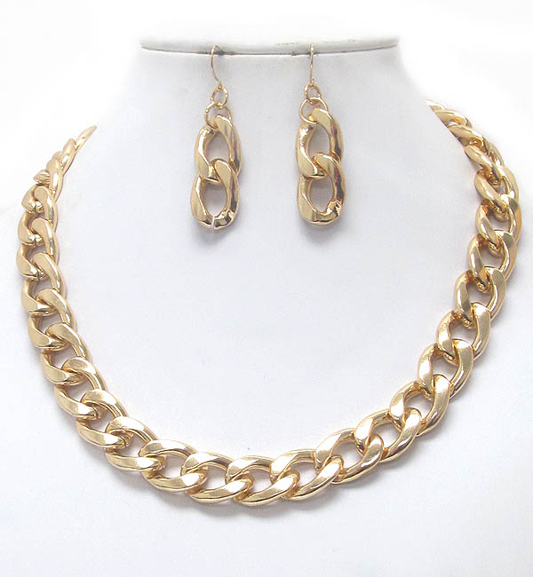 Thick metal chain necklace earring set