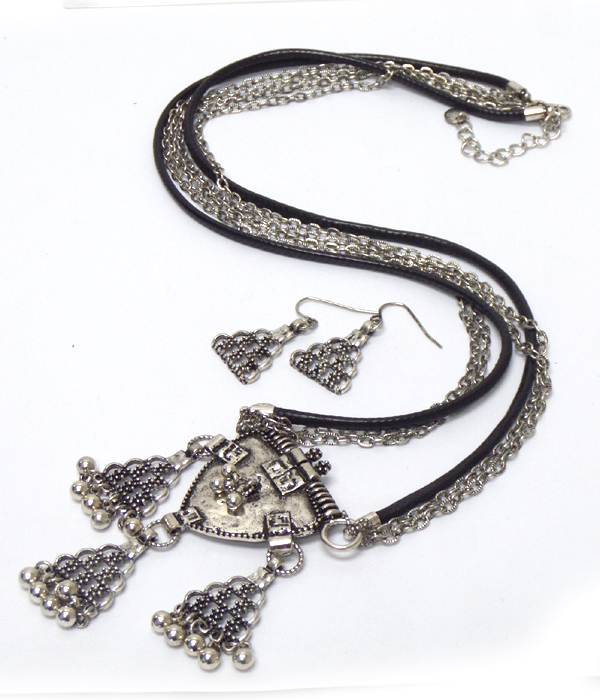 Layer chain with beads drop necklace set