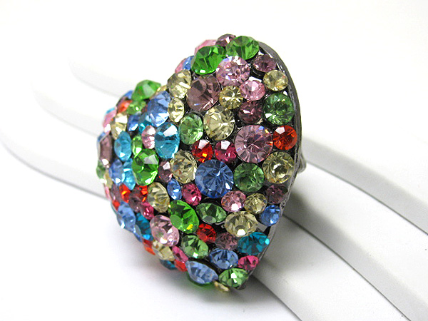 Multi crystal stud heart stretch ring