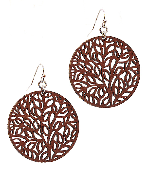 Leatherette filigree earring
