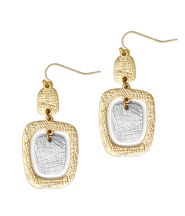 SCRATCH METAL RECTANGLE DISC EARRING