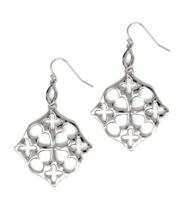 Designer pattern diamond shape metal earring