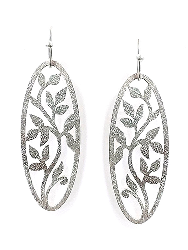 SCRATCH METAL TREE OF LIFE OVAL EARRING