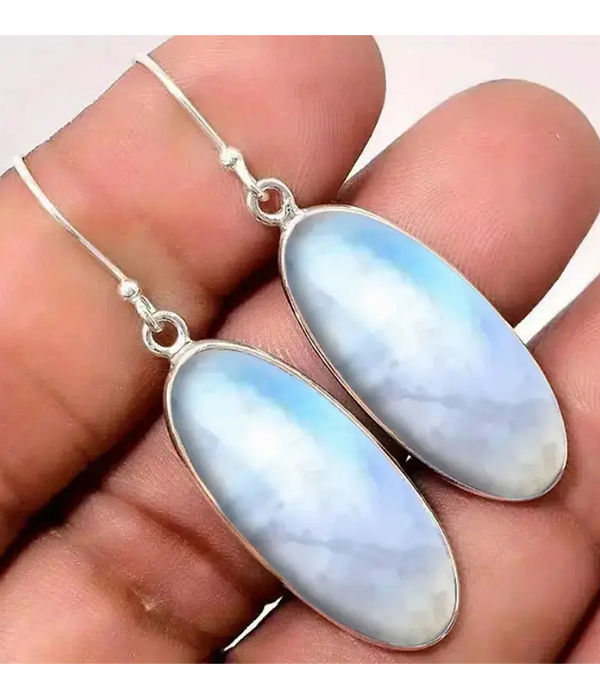Stone paint oval earring - pink opal