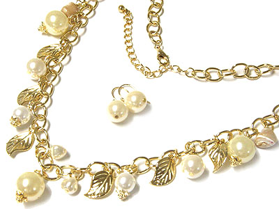 Pearl beads and metallic leaves charm dangle long necklace and earring set
