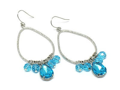 Dangling crystal and multi ball bead earring