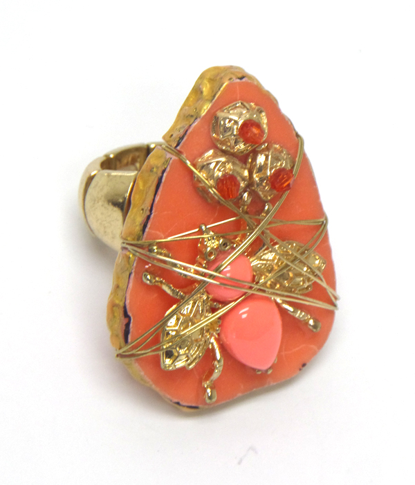 Multi beads on stone with covered wire stretch ring