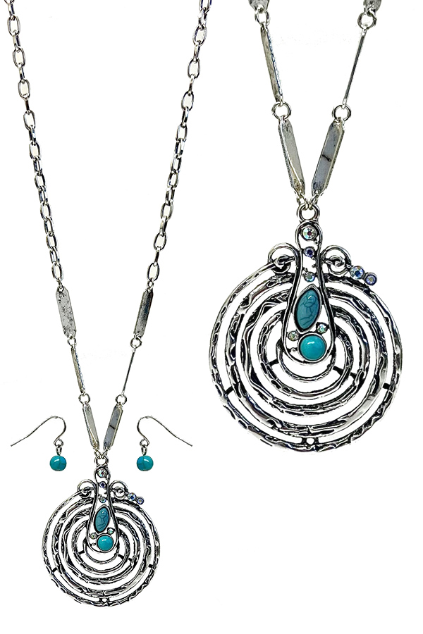 Turquoise center and textured metal swirl pendant necklace set