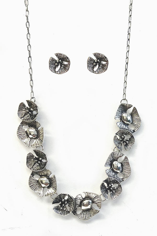 Vintage metal multi flower link necklace set