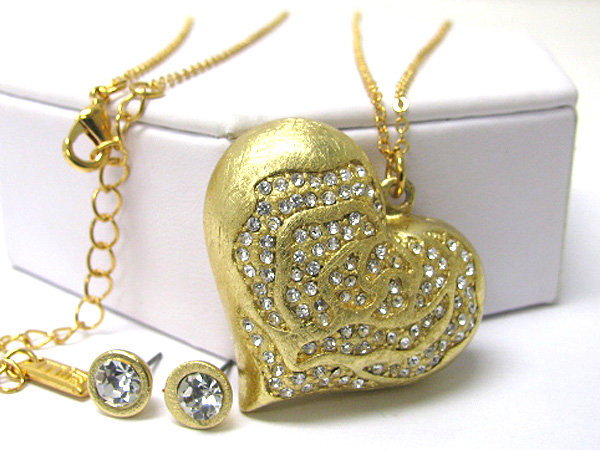 Crystal stud flower engraved metal puffy heart pendant necklace set