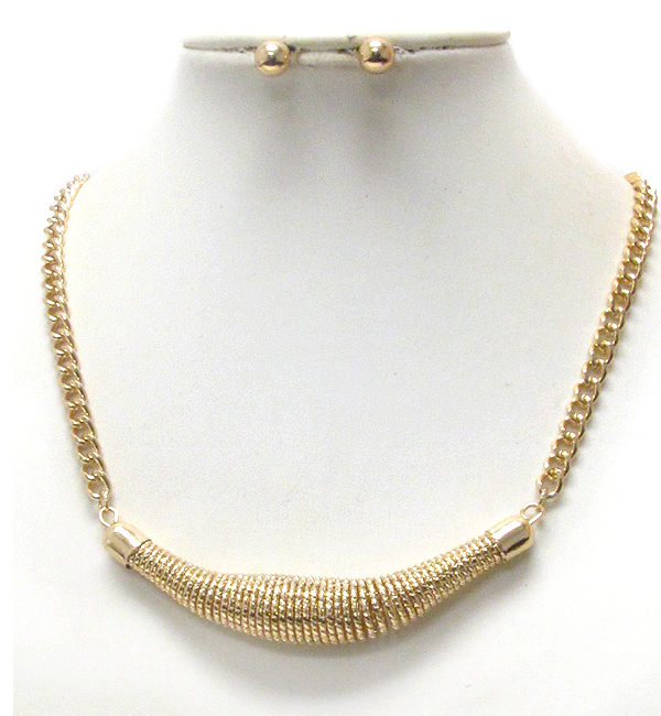 Coiled metal pendant necklace earring set