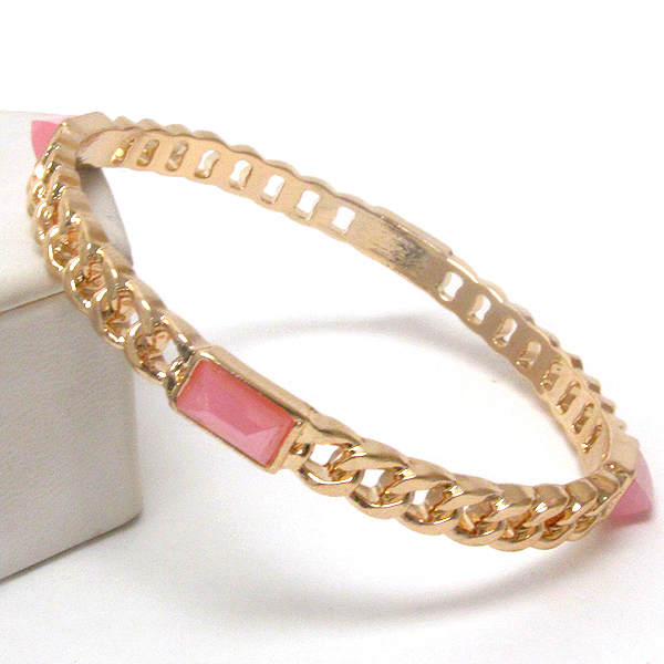 COLOR STONE ACCENT METAL CHAIN BANGLE BRACELET 