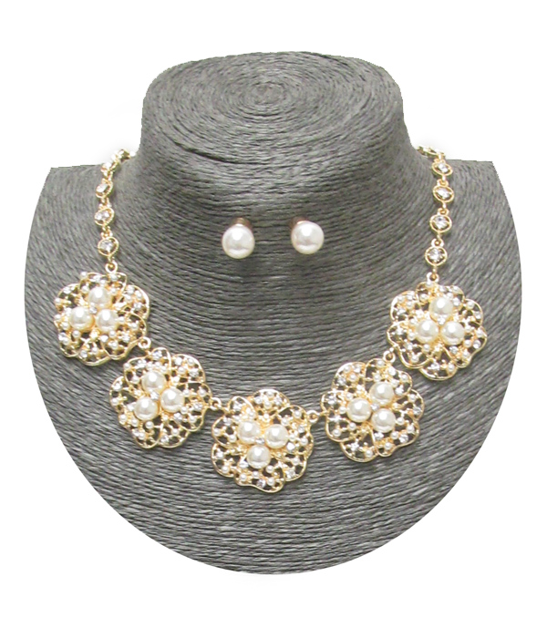 Spring statement metal filigree and pearl flower link necklace set