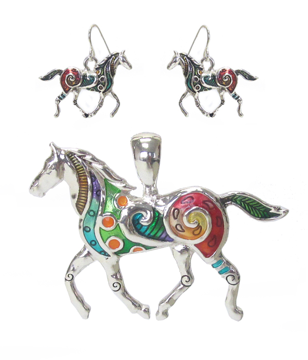 HORSE PENDANT AND EARRING SET