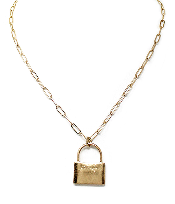 CHAIN AND PADLOCK PENDANT NECKLACE