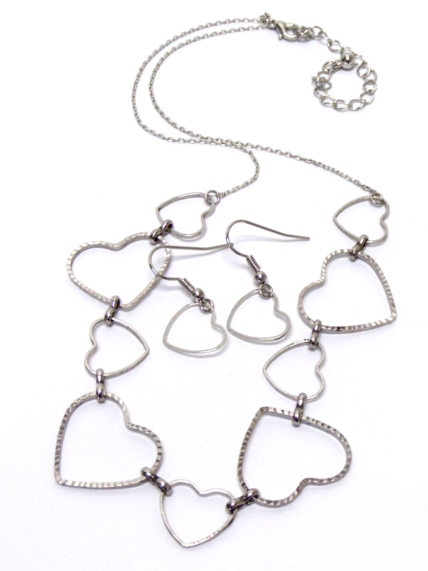 Multi heart link necklace set