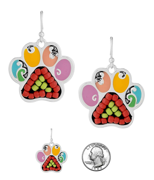 Multi seedbead mosaic earring - paw