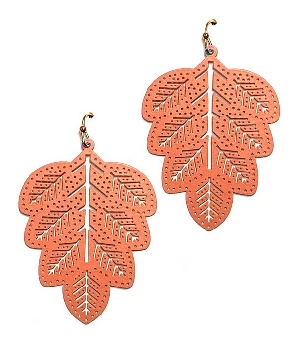 RUBBER PLATED LEAF EARRING