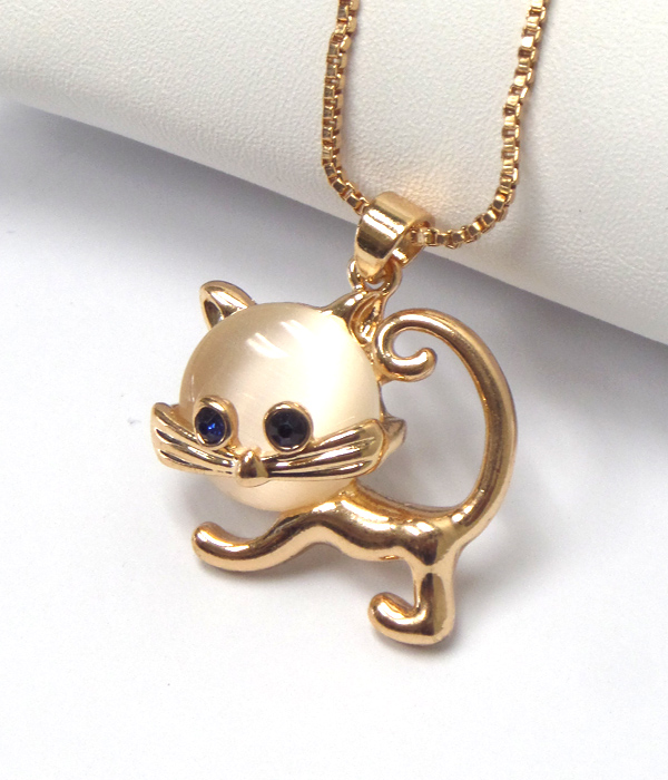 Crystal eyed cat pendant necklace
